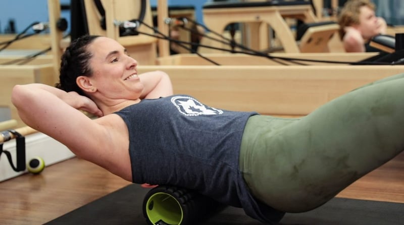 Pilates Mat VS Reformer: What's the Difference?